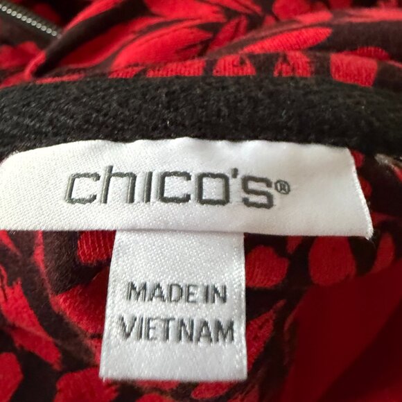 Chico's Size 1 Red & Black 1/2 Zip Floral Sweatshirt - Picture 4 of 8